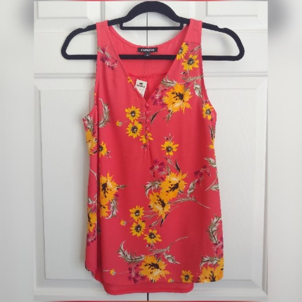 EXPRESS Red Floral Sleeveless Top Size Small NWT